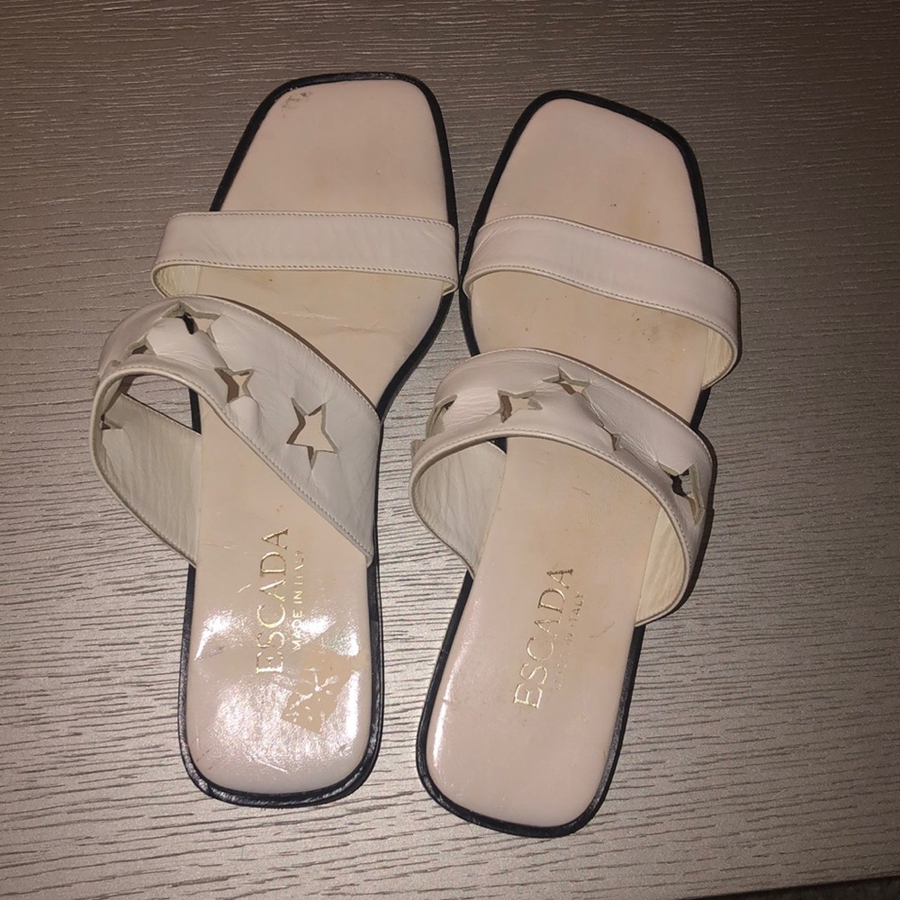 ESCADA white sandals Vintage Size 6.5 B fit 7 - Picture 1 of 9